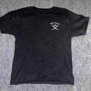 Disney Pirates of the Caribbean T Shirt Mens M Black Skull Disneyland